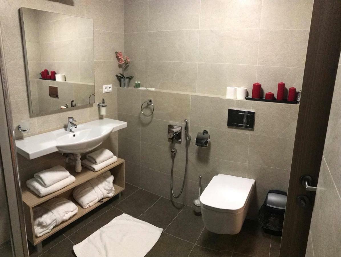 Apartmany Sabai Dee Стара Лесна Екстер'єр фото